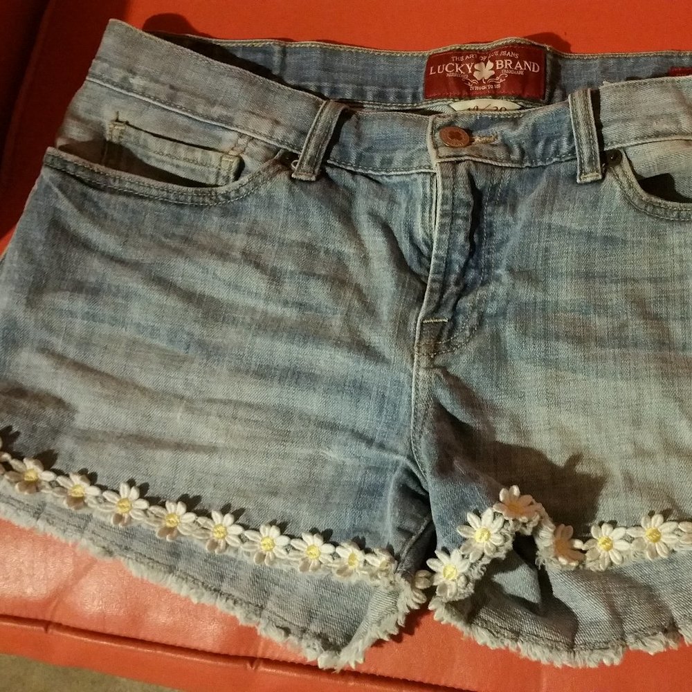 Lucky brand daisy duke shorts 10/30 size L